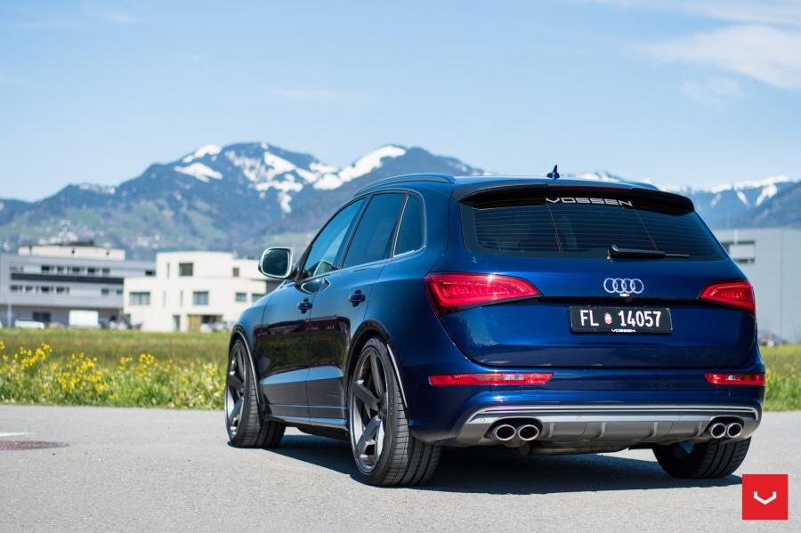  Audi SQ5 on Vossen Wheels (CV3R) 2017 года  (фото 22 из 33)